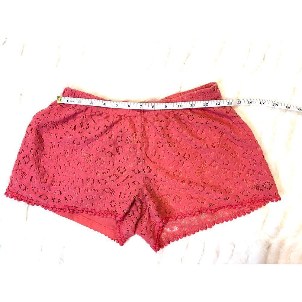 Just Be... Eyelet Lace-Like Overlay Coral Short's Size Medium Juniors - Picture 3 of 5